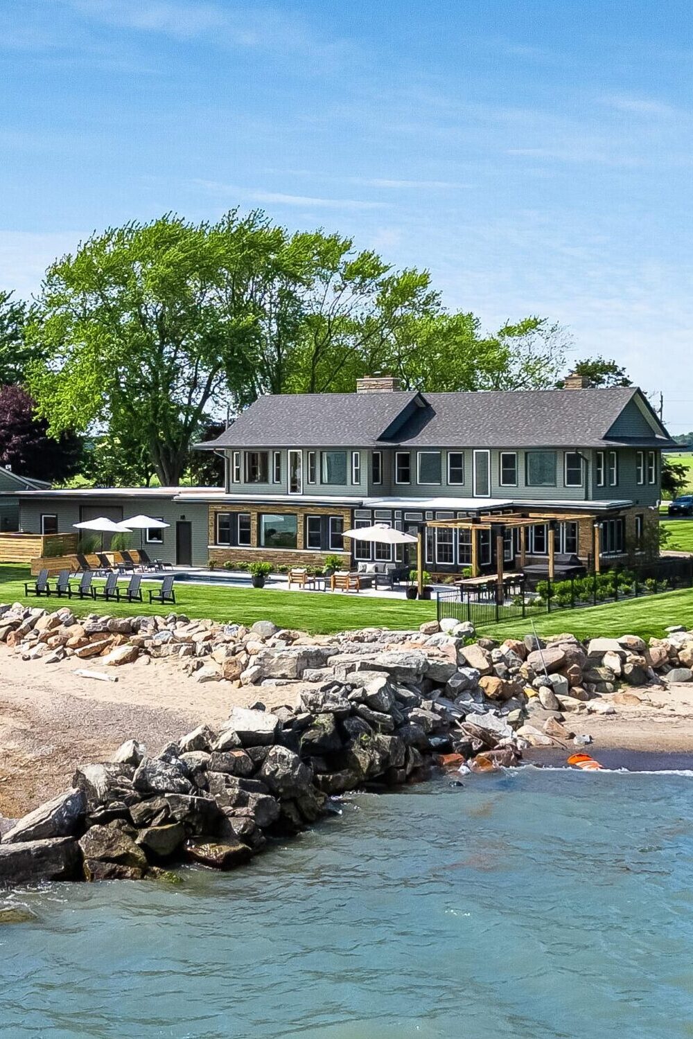 North Shore <br>Beach Estate<br> in EPIC Wine Country